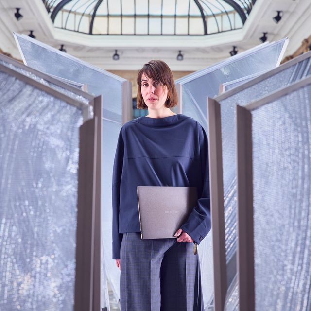 Designer with Zenbook_On-site_01
